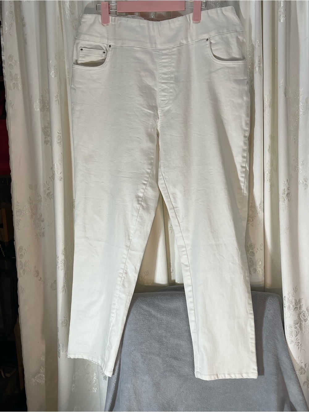 Classic Women's 0ff-White Denium Stretch Jeans